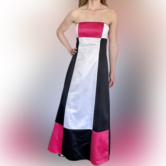 ⭐️HP⭐️ Floor Length Pink, Black, and White Jessica McClinktock Dress - Picture 4 of 11